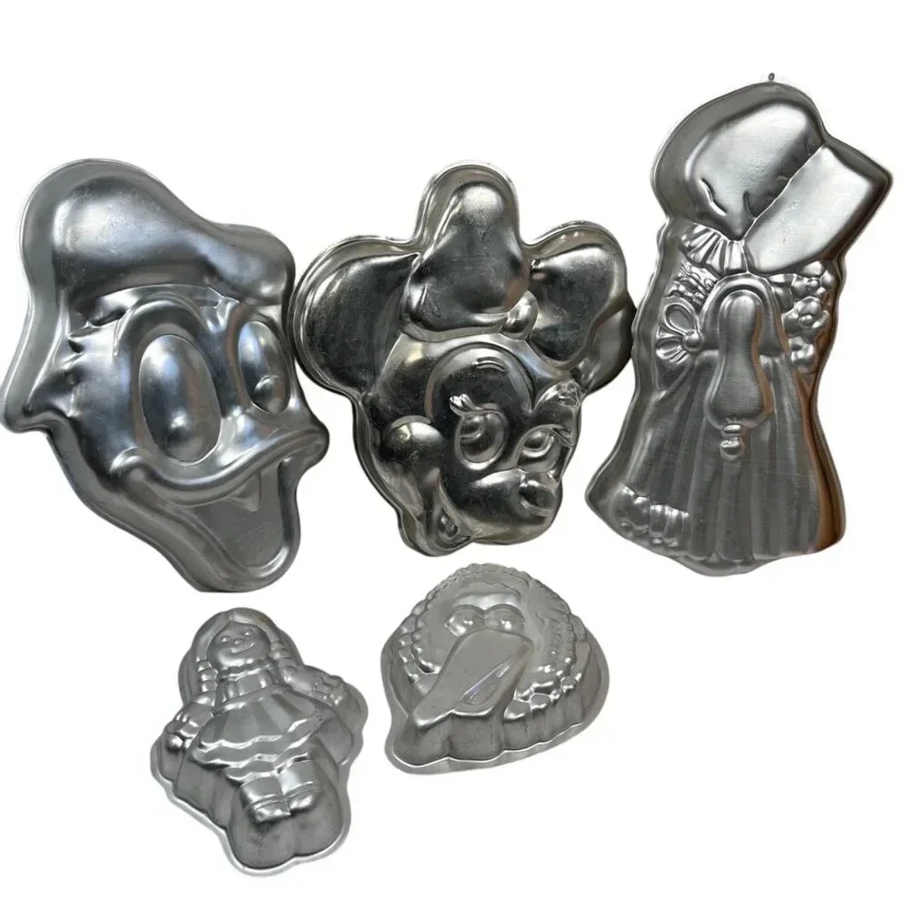 Vintage Walt Disney Wilton Cake Pans Holly Hobbie Minnie Mouse